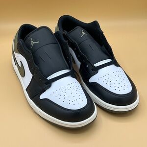 Air Jordan 1 Low Black White Olive Size 11.5 Men 553558-092